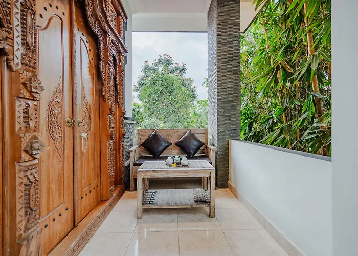 Sebujan Grand Aurora 2* Ubud (Bali)